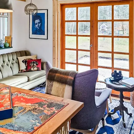 Lovely In With Wifi Holiday home *